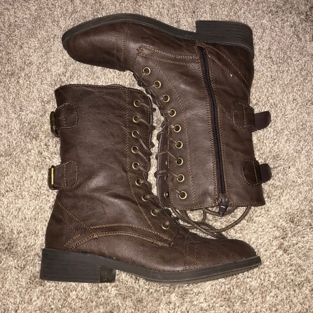 Brown Lace-up Boots